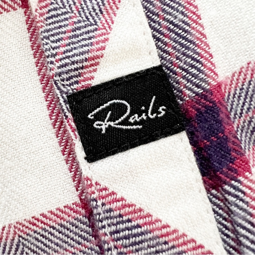 Rails Plaid Flannel Top Long Sleeve Button Down Shirt White Red Navy Blouse XS - Picture 8 of 17